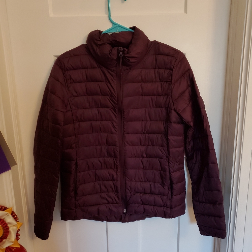 OLD NAVY PUFFY JACKET